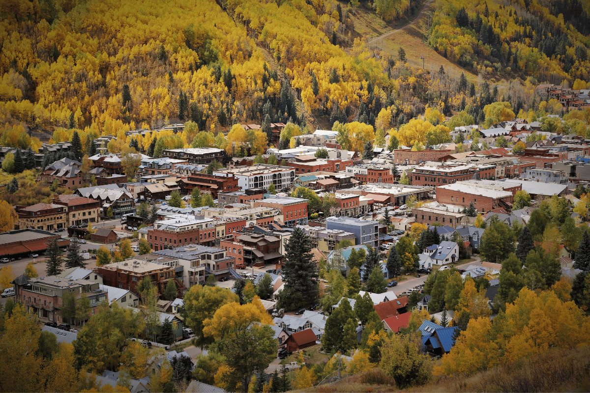 the town of durango colorado with fall colors